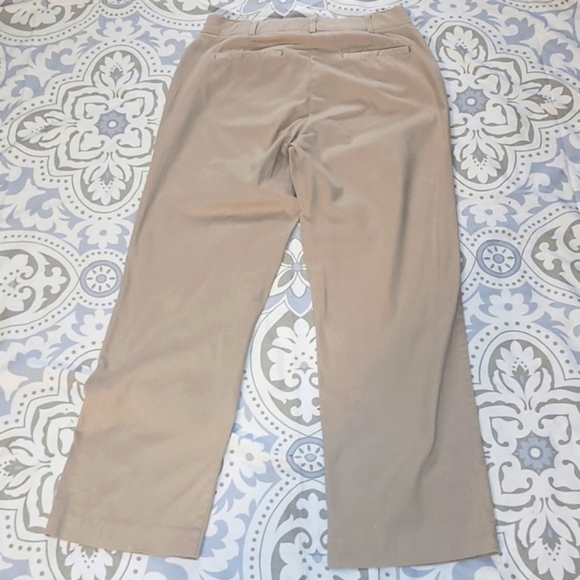 Khakis Pants beige tan stretch lightweight size 6 Straight Leg Pockets Normcore - Picture 3 of 5